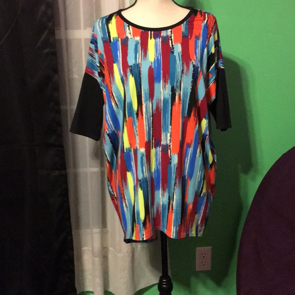 Lularoe paint Irma Tunic